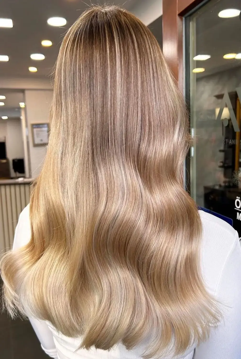 Stilvoller Haarschnitt von Emina's Haarkunst 
