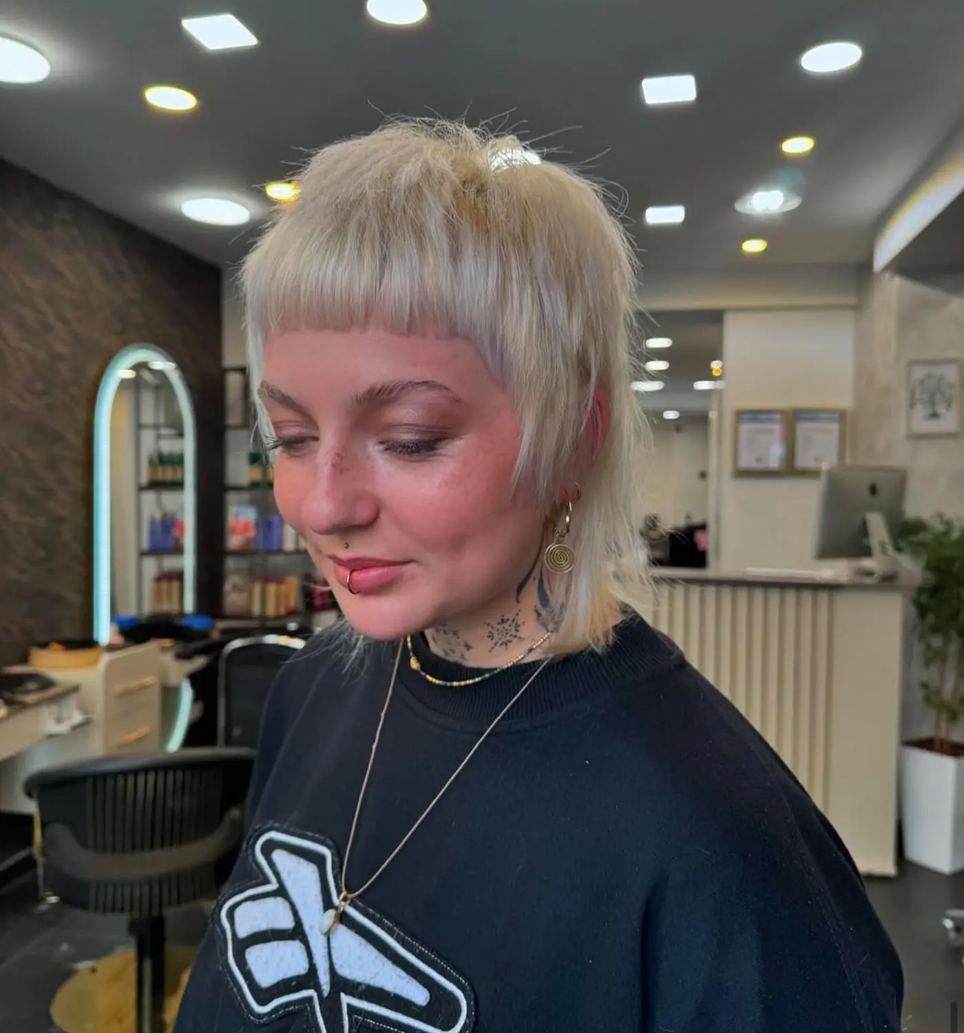 Stilvoller Haarschnitt von Emina's Haarkunst 